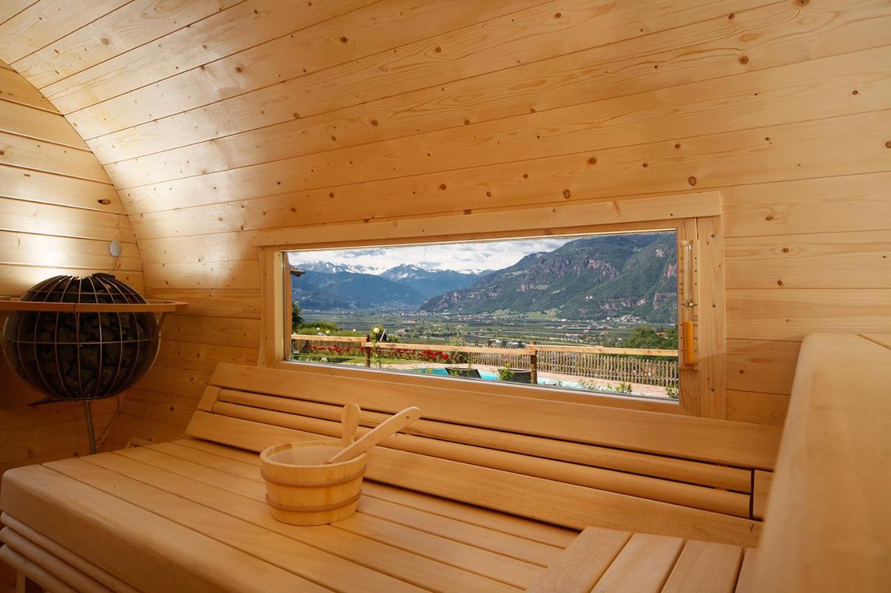 Hotel Sigmundskron Appiano Sulla Strada Del Vino Bagian luar foto